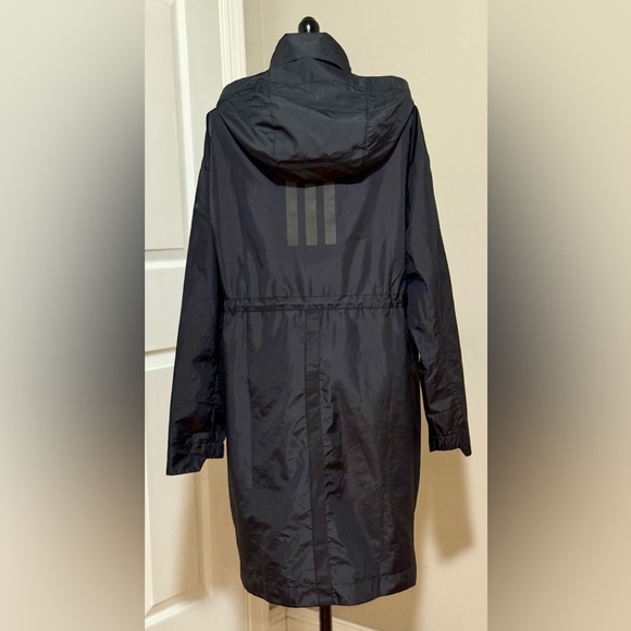 Gently Worn Adidas Traveer Rain Ready Waterproof Jacket in Black - Picture 4 of 4